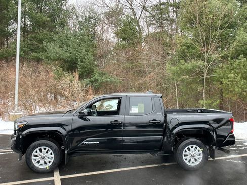 New 2026 Toyota Tacoma SR5 image 2