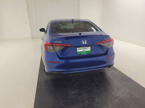 Used 2022 Honda Civic Sport image 6