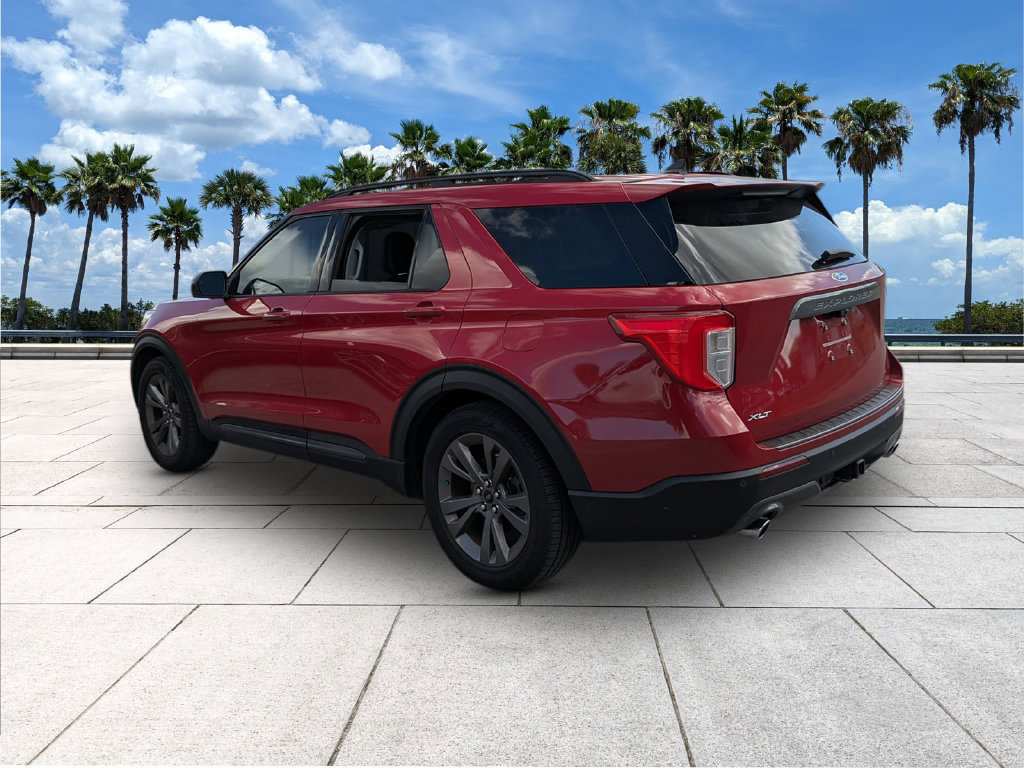 Used 2021 Ford Explorer XLT w/ Equipment Group 202A RWD image 7
