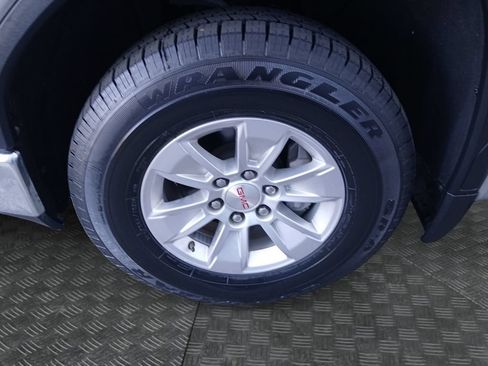 Used 2020 GMC Sierra 1500 SLE w/ SLE Value Package AWD/4WD image 23