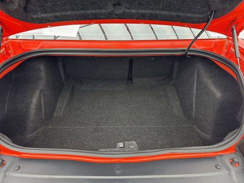 Used 2021 Dodge Challenger R/T Scat Pack RWD image 9