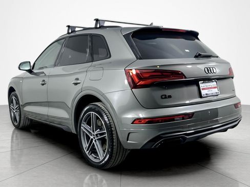 Used 2023 Audi Q5 e Premium Plus w/ Premium Plus Package image 3
