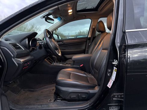 Used 2019 Subaru Outback 3.6R Limited image 3