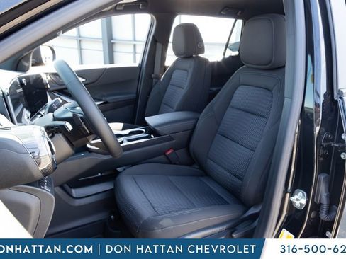 New 2026 Chevrolet Equinox LT w/ Safety and Technology Package AWD/4WD image 13