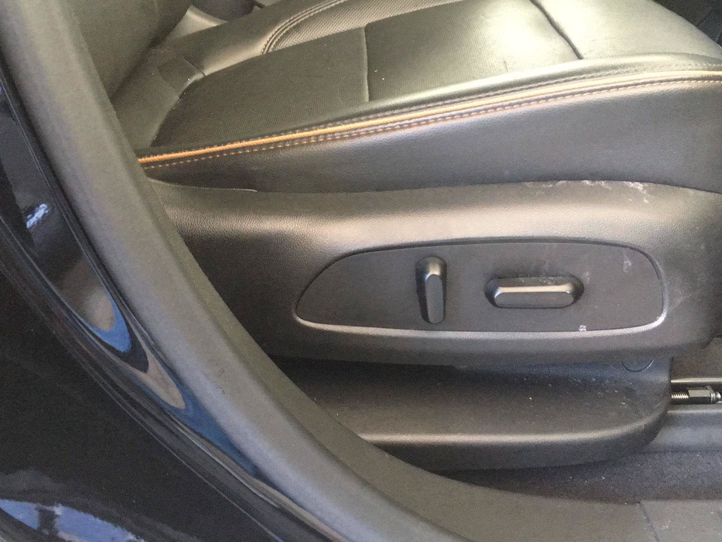 Used 2021 GMC Acadia AT4 w/ LPO, Floor Liner Package AWD/4WD image 36