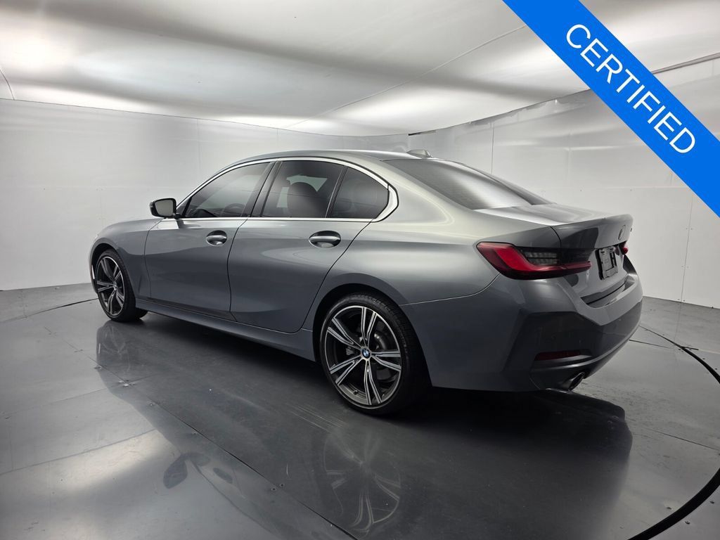 Certified 2024 BMW 330i Sedan w/ Convenience Package RWD image 6