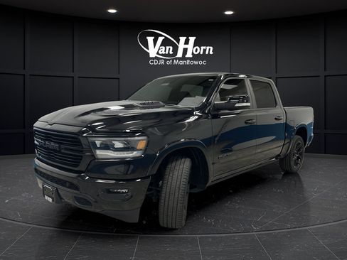 Used 2022 RAM 1500 Laramie AWD/4WD image 3