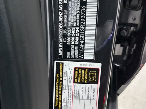 Used 2025 Mercedes-Benz C 300 Sedan image 33