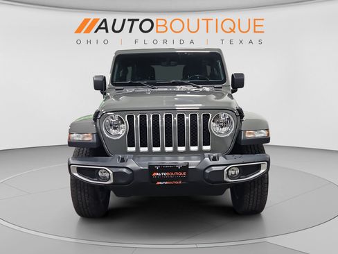 Used 2018 Jeep Wrangler Unlimited Sahara w/ Uconnect 4C Nav & Sound Group AWD/4WD image 8
