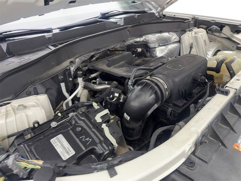 Used 2020 Ford Explorer XLT w/ Equipment Group 202A image 83