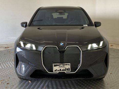 New 2026 BMW iX xDrive60 w/ Premium Package image 5