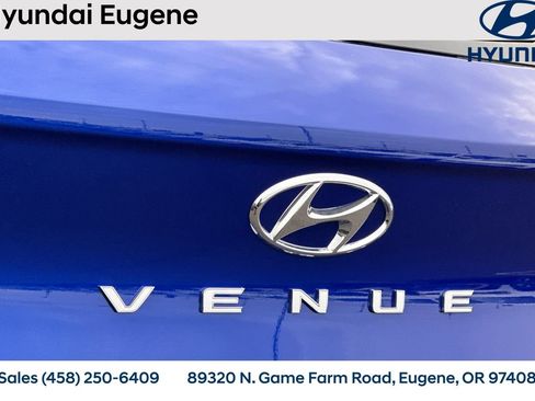 Used 2026 Hyundai Venue SEL FWD image 27