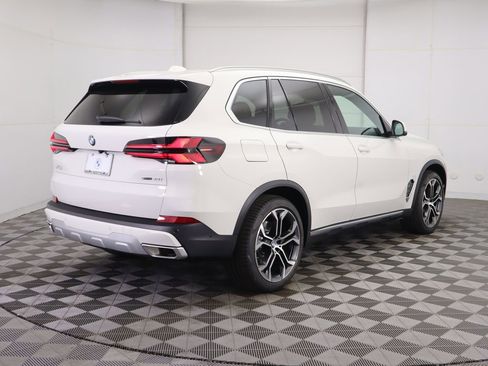 Used 2026 BMW X5 sDrive40i w/ Climate Comfort Package RWD image 6