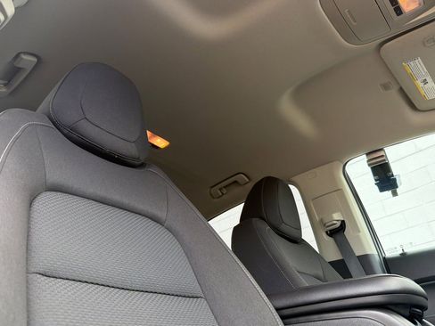 Used 2018 Chevrolet Colorado LT w/ LT Convenience Package image 16