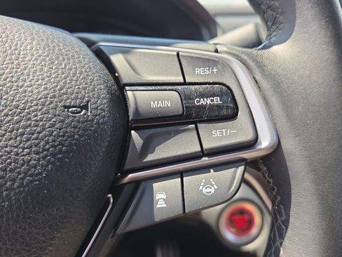 Certified 2018 Honda Accord Sport image 31