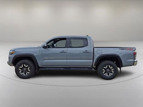 Used 2021 Toyota Tacoma TRD Off-Road AWD/4WD image 6