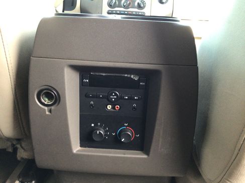 Used 2012 Ford Expedition XL image 8