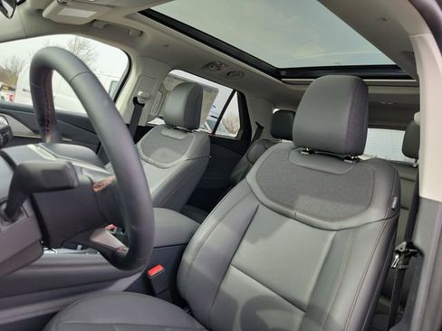 New 2026 Ford Explorer Active w/ Active Comfort Package image 16