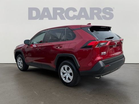 Used 2024 Toyota RAV4 LE AWD/4WD image 5