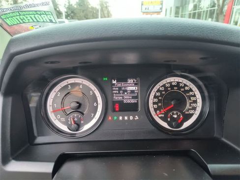 Used 2023 RAM 1500 Classic SLT image 15