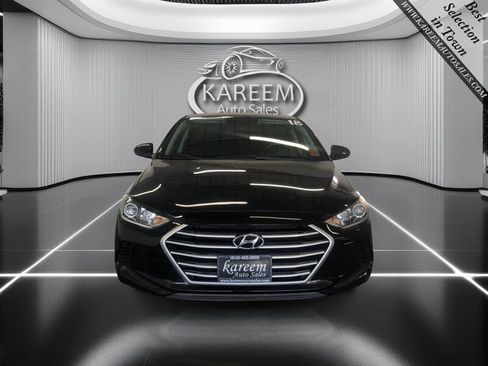 Used 2018 Hyundai Elantra SEL FWD image 2