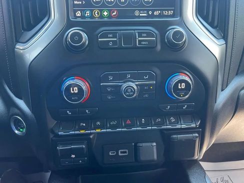 Used 2021 Chevrolet Silverado 1500 LT Trail Boss w/ Convenience Package II AWD/4WD image 27