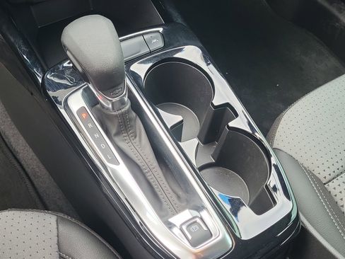 Used 2024 Chevrolet Trax LT w/ Driver Confidence Package image 22