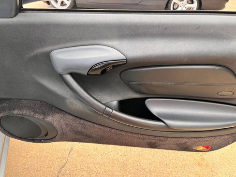 Used 1998 Porsche Boxster RWD image 23