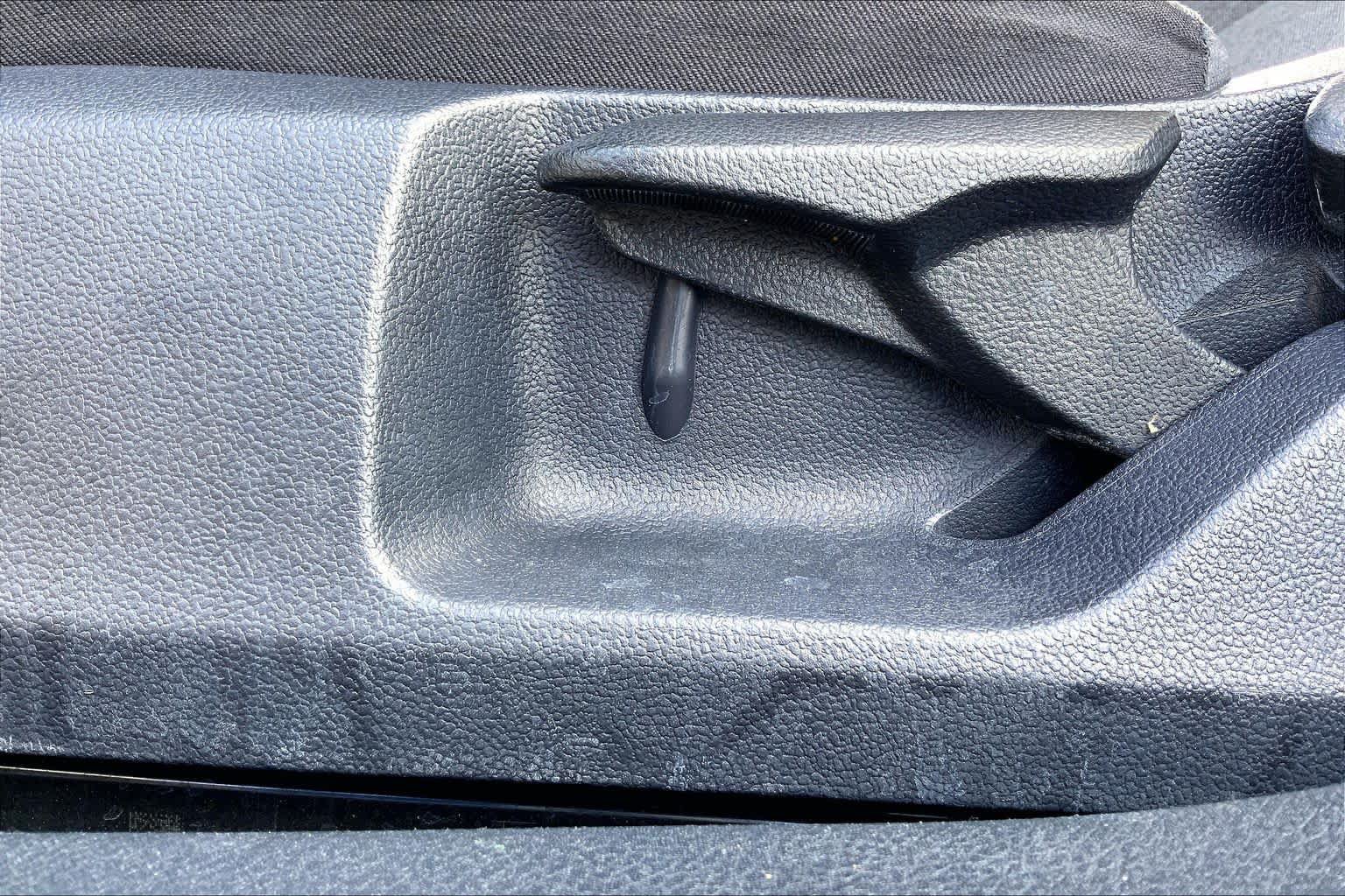 Used 2025 Toyota Camry LE FWD image 34