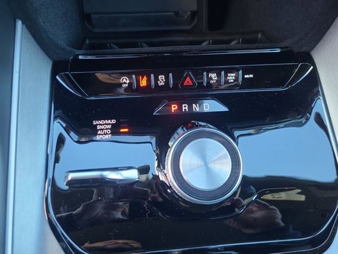 New 2025 Jeep Wagoneer Series II w/ Premium Group I image 33