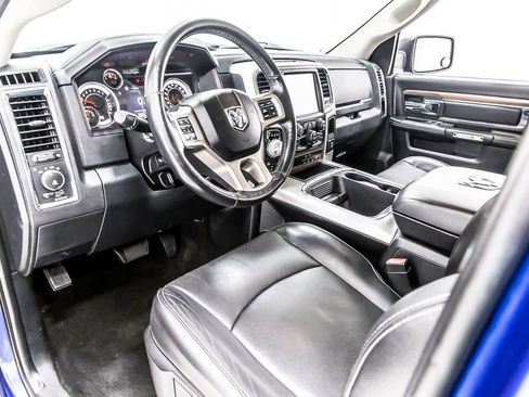Used 2016 RAM 1500 Laramie w/ Convenience Group AWD/4WD image 26