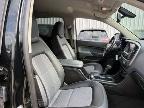 Used 2017 Chevrolet Colorado Z71 w/ Z71 Midnight Edition AWD/4WD image 25