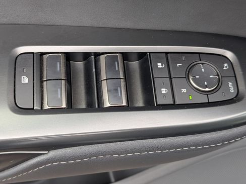 Used 2023 Lexus RZ 450e Premium w/ Technology Package AWD/4WD image 14