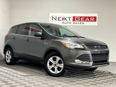 Used 2016 Ford Escape SE image 1