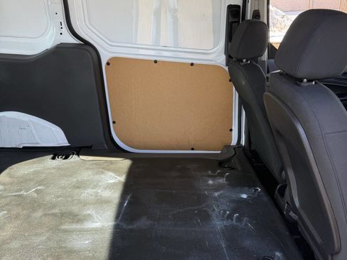 Used 2019 Ford Transit Connect XL image 16