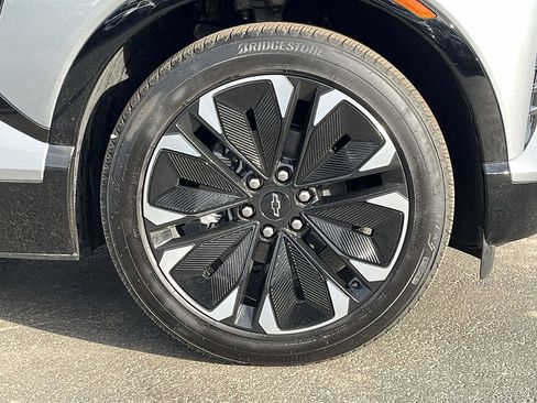 New 2025 Chevrolet Blazer EV RS image 13