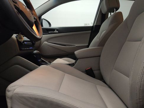 Used 2018 Hyundai Tucson SEL FWD image 17