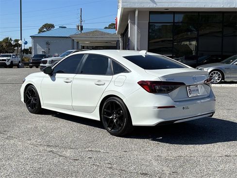 Used 2025 Honda Civic Sport image 5