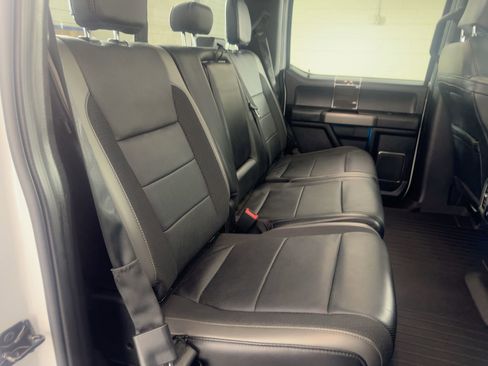 Used 2020 Ford F150 Raptor w/ Equipment Group 802A Luxury image 28