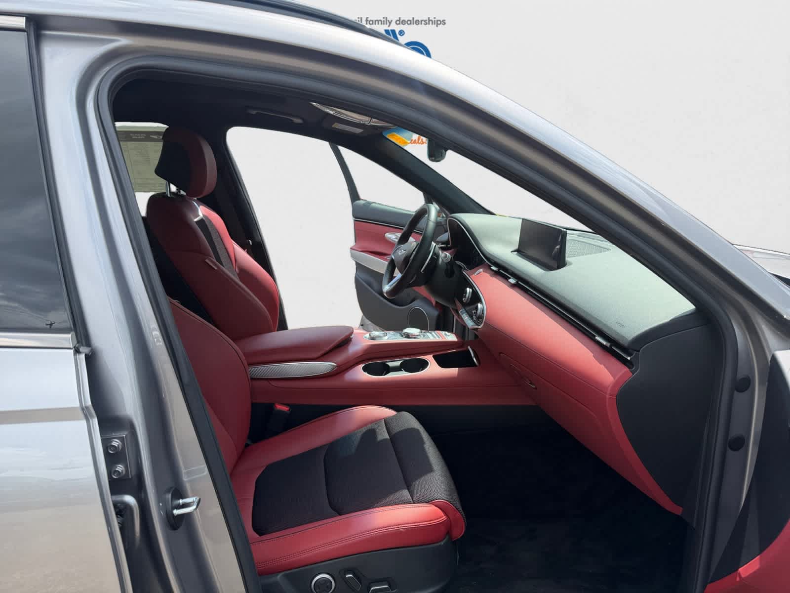 Used 2025 Genesis GV70 3.5T Sport AWD/4WD image 19