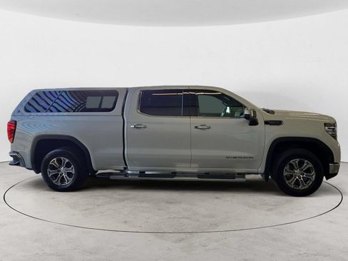 Certified 2022 GMC Sierra 1500 SLT w/ SLT Convenience Package AWD/4WD image 4