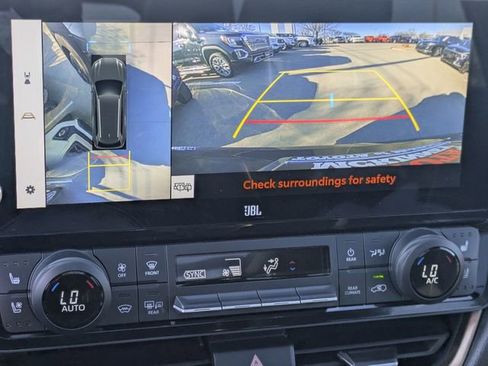 Used 2024 Toyota Grand Highlander AWD Hybrid image 18