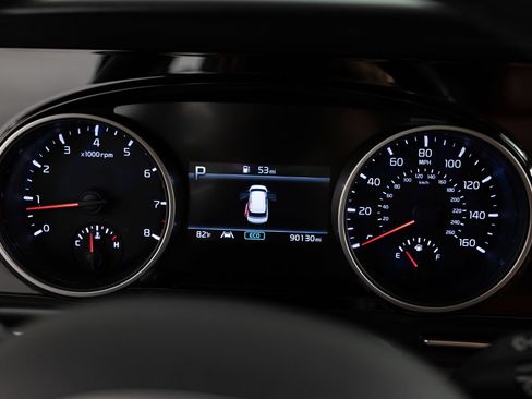 Used 2022 Kia Carnival SX FWD image 37