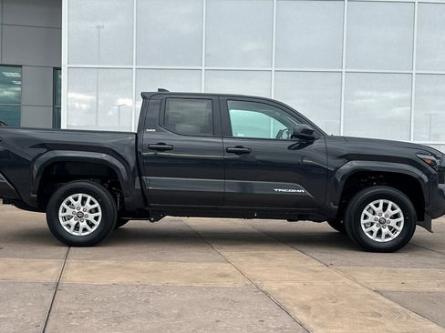 New 2026 Toyota Tacoma SR5 image 3