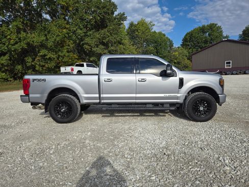 Used 2021 Ford F250 Lariat image 6