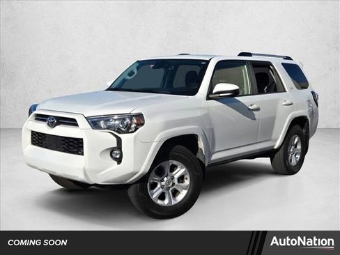 Used 2022 Toyota 4Runner SR5 image 1
