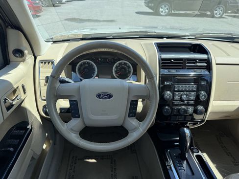 Used 2009 Ford Escape Limited AWD/4WD image 14