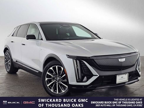 New 2026 Cadillac Lyriq Sport RWD image 1