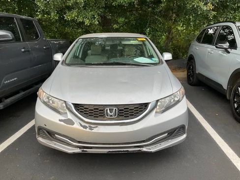 Used 2013 Honda Civic LX image 12