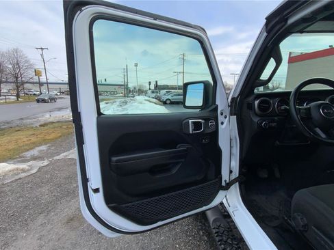 Used 2021 Jeep Wrangler Unlimited Sport image 20